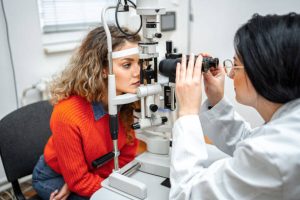Immigration To Canada For Ophthalmic Medical Technologist